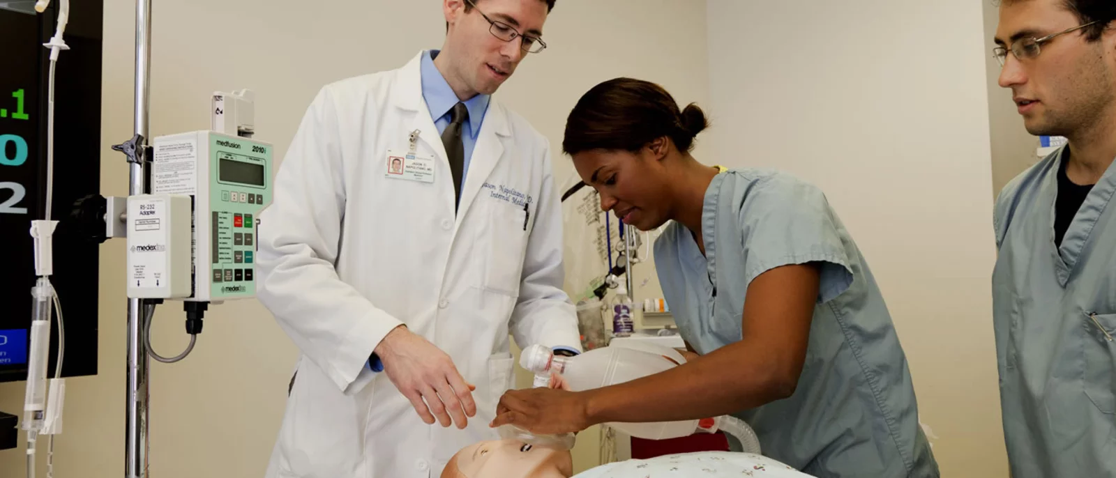 Doctor training student